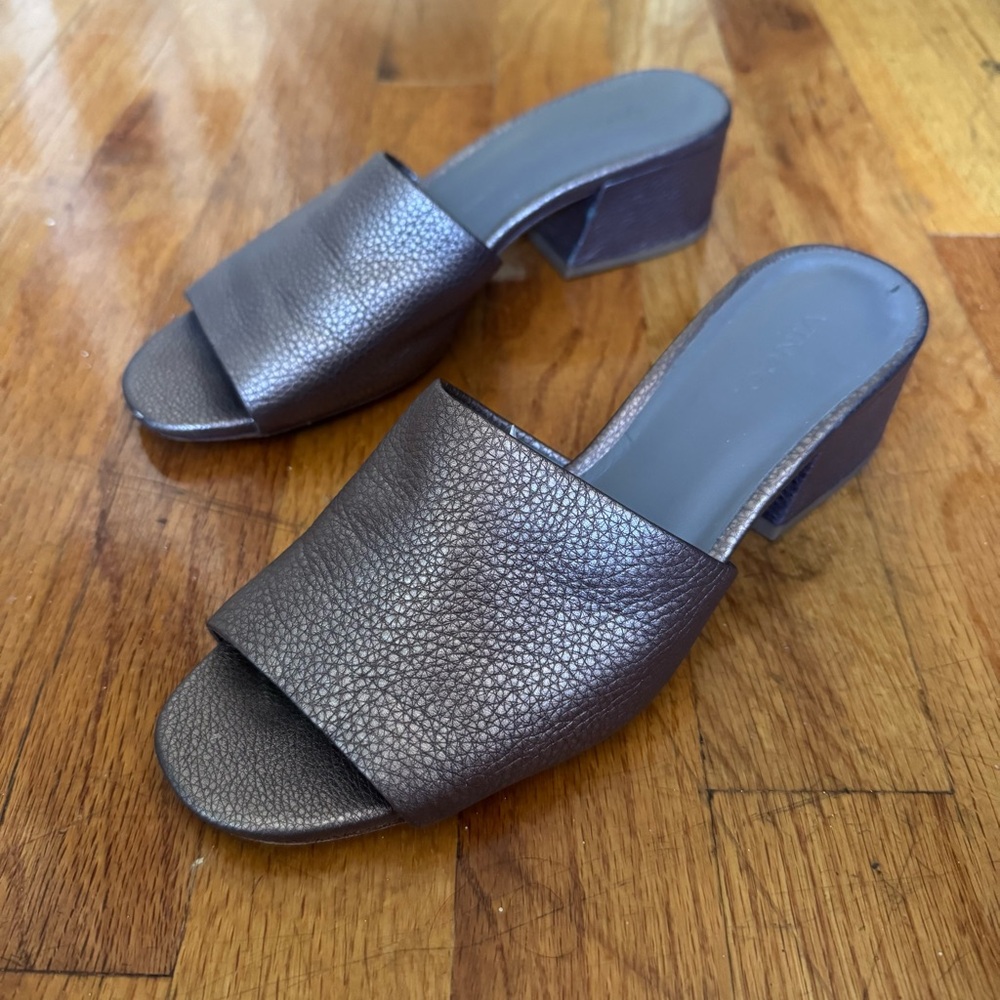 Vince Slide Sandals